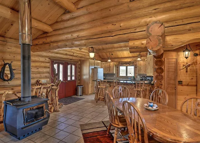 Holiday home Exquisite Log With Valley Views!