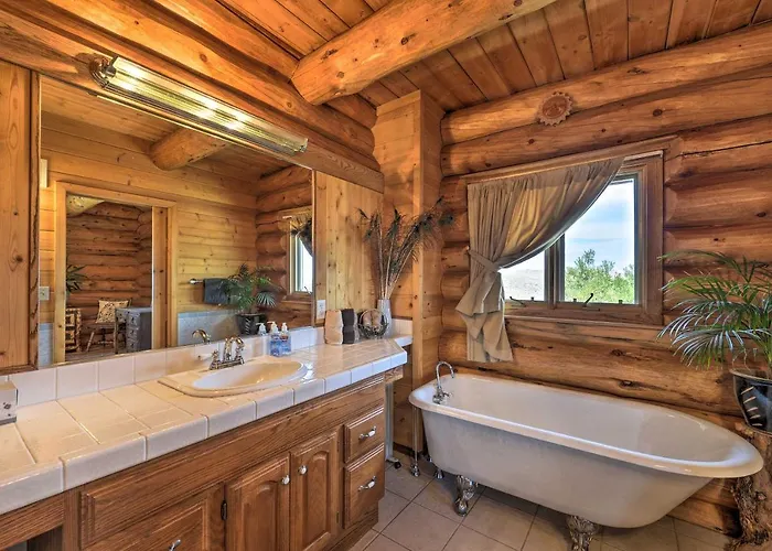 Exquisite Log With Valley Views! Holiday home