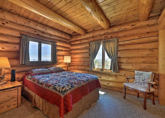 Exquisite Log With Valley Views! Lander