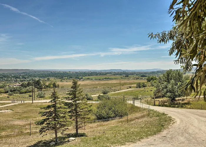 Exquisite Log With Valley Views! Holiday home *